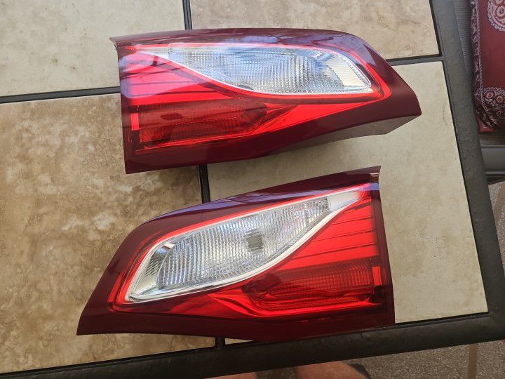 Chevy Equinox Tail lights 2018 19 20
