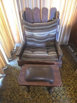 Solid Wood Cushioned Oak Chair
