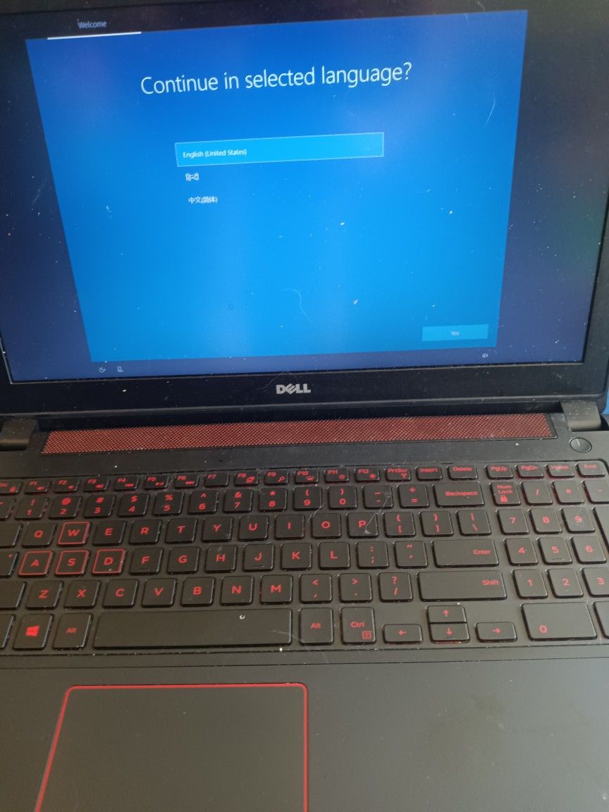Dell Inspiron 15 5577