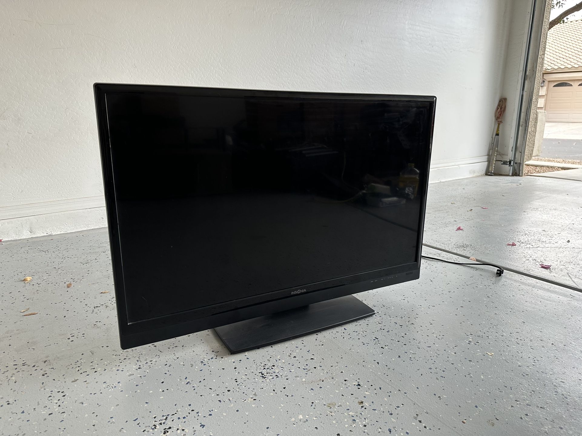 42" TV & Amazon Fire Stick