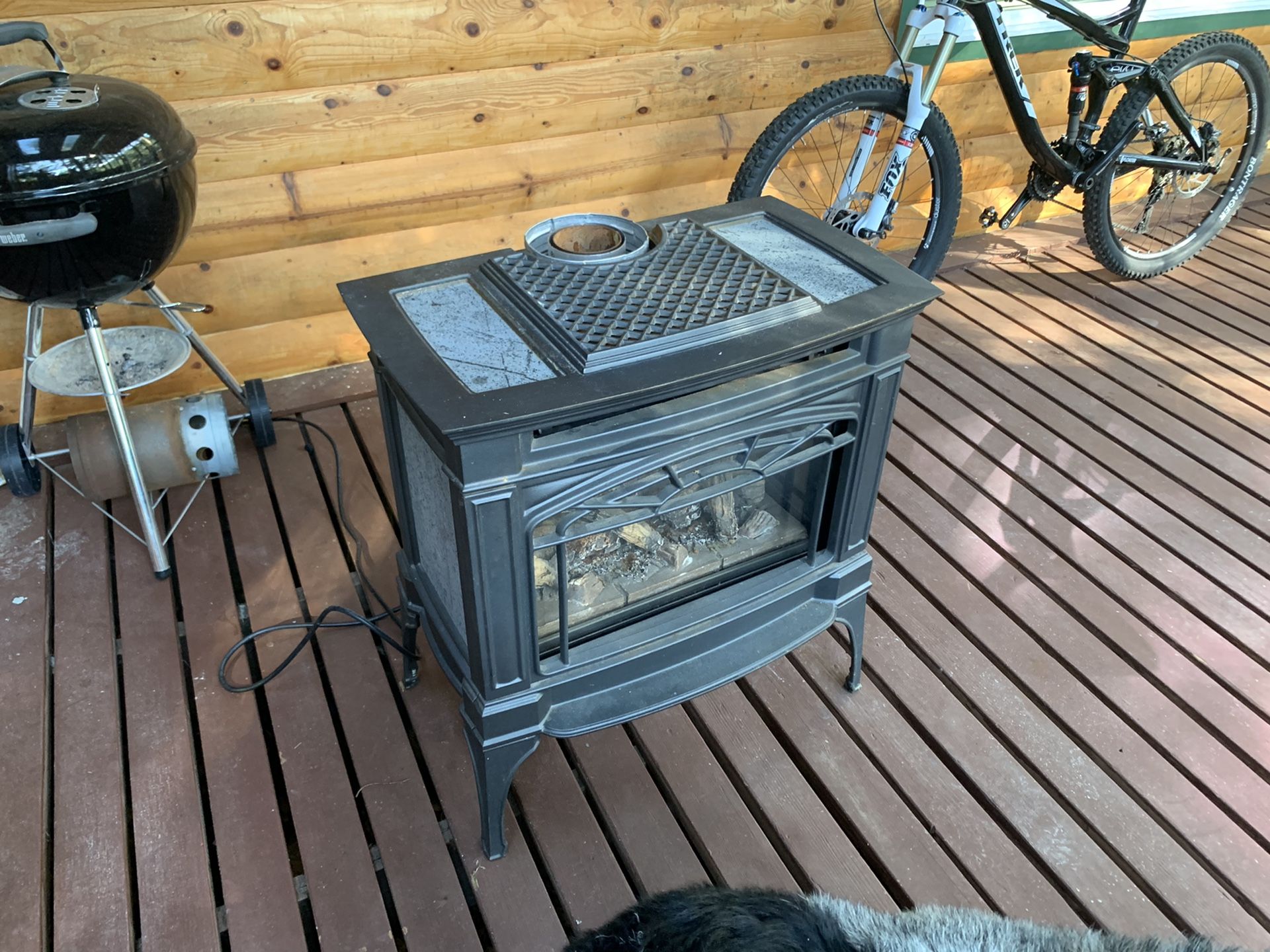 Lopi Berkshire gas stove for Sale in Enumclaw, WA OfferUp