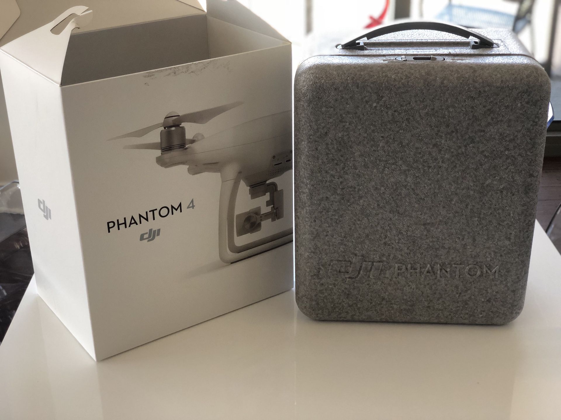 DJI Phanton 4 Quadcopter Drone