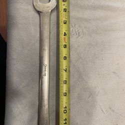 Snap-on Tools USA  15/16" SAE Standard Length 12PT Chrome Combo Wrench OEX30B