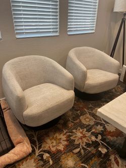 Accent chairs