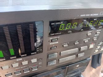 AKAI DR4D DIGITAL HARD DISK RECORDER