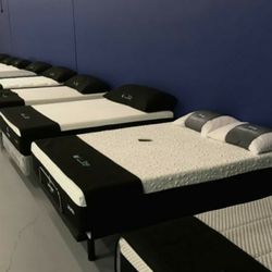 Brand New Queen Pillow Top Mattress In Plastic