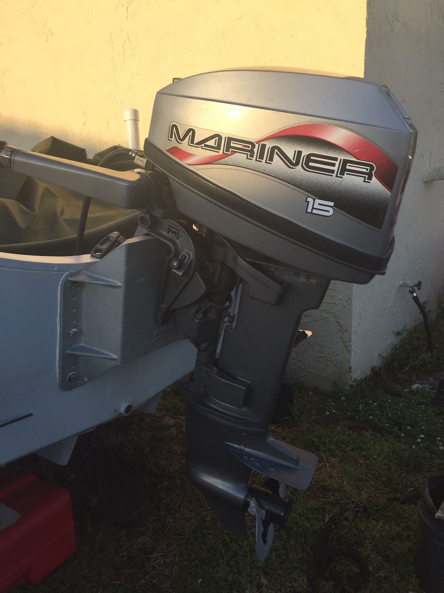 Mariner Mercury 15hp 15 hp Outboard Engine Motor Near Mint