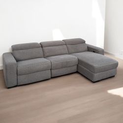 GREY SECTIONAL RECLINER COUCH 