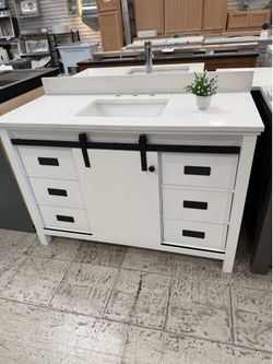Bathroom cabinet