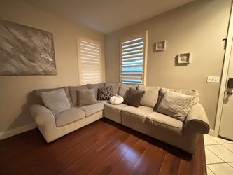 Sectional couch furniture