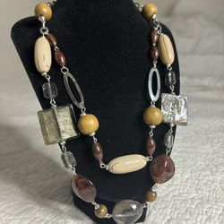 Premier Designs Necklace Sable Beads 2 Strands 16-19”