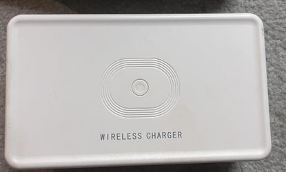 Sanitizing Duo - UVC LED Phone Sanitizer / Wireless Charger & Nail Tool Soaking Box