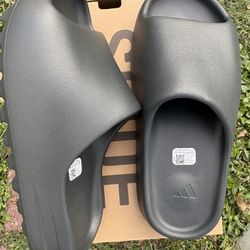 Yeezy Slides