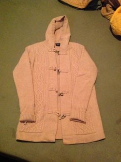 Beautiful nordic design lambs wool sweater