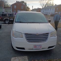 2009 Chrysler Town & Country