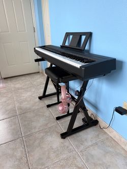 Yamaha Digital Piano with Stand and Bench