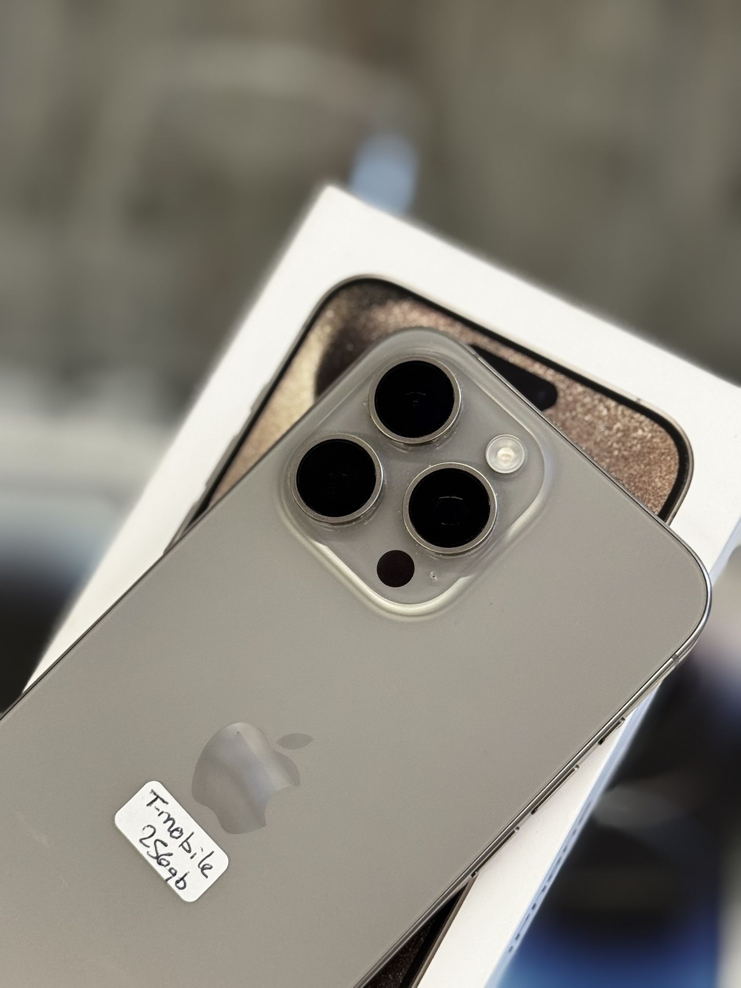 iPhone 15 Pro Max