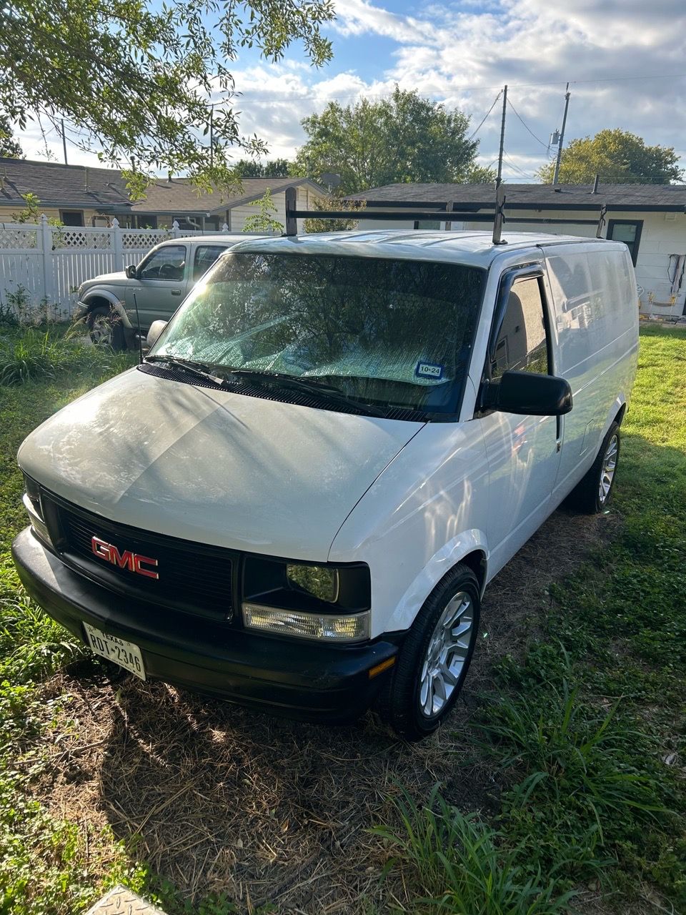 2005 Chevrolet Astro for Sale in San Antonio, TX - OfferUp