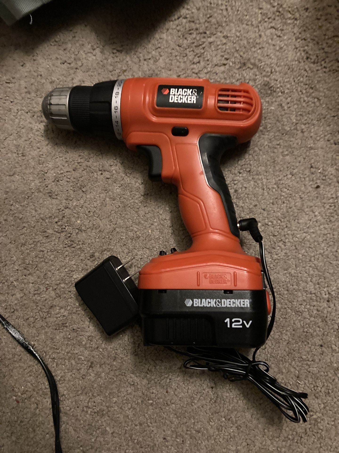 Black & Decker 12V Electric Drill