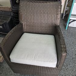 Dedon Outdoor Chair. $50