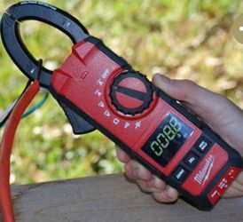 Milwaukee Clamp Meter