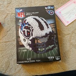 Mini Build Football titans Helmet