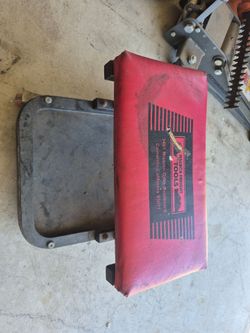 Roller seat
