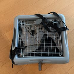 Car seat pet crate for dogs or cats