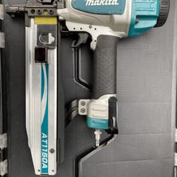 Makita Pneumatic 7/16” Medium Crown Stapler AT1150A