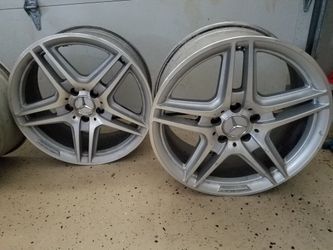 Mercedes AMG 8.5x18 ( see pics for specs)