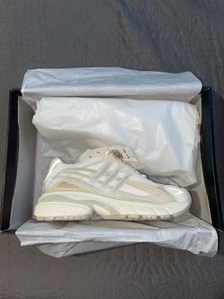 Adidas JellyFish Pharrell Triple Cream