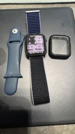 Apple Watch SE (44mm GPS)