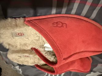 Ugg Men’s Slipper Size 11