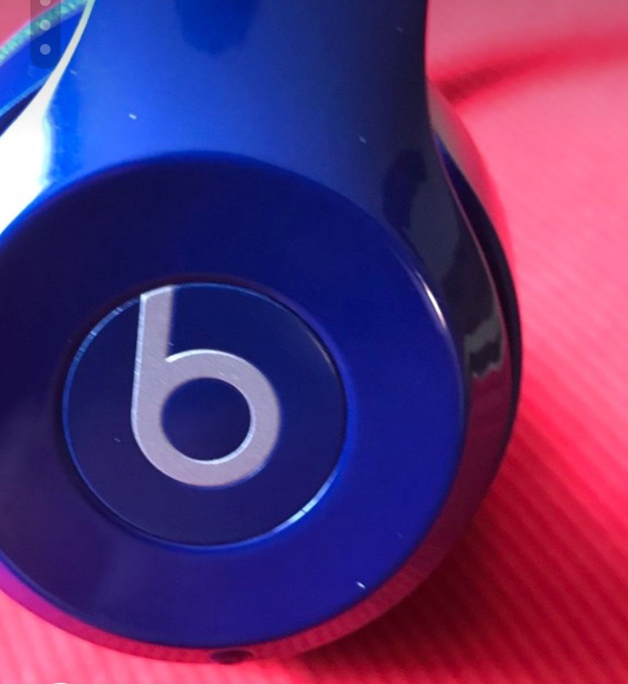 Beats solo wireless