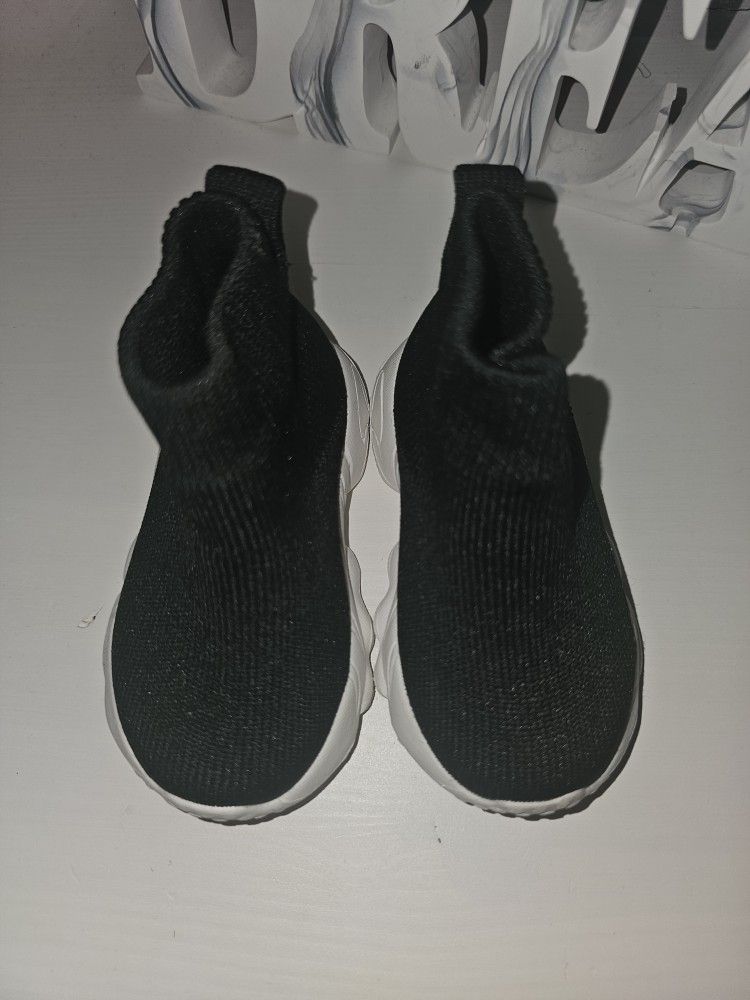 Baby Sneakers Size 3c
