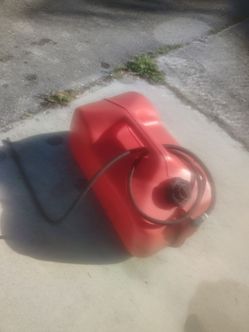 6 Gallon Boat Gas Tank w Fuel Line