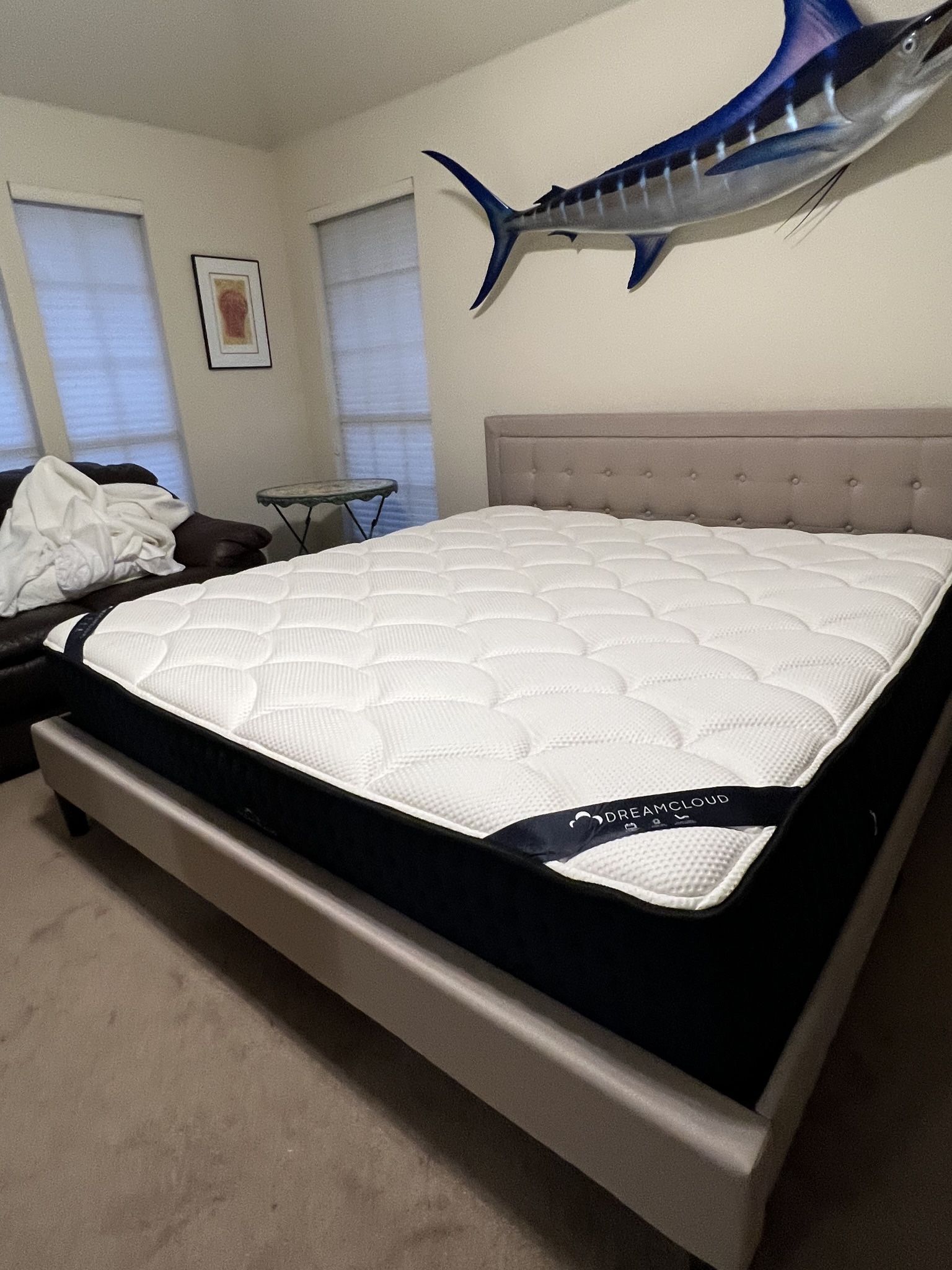 🛏️ CALIFORNIA KING hybrid Memory Foam Mattress Like New