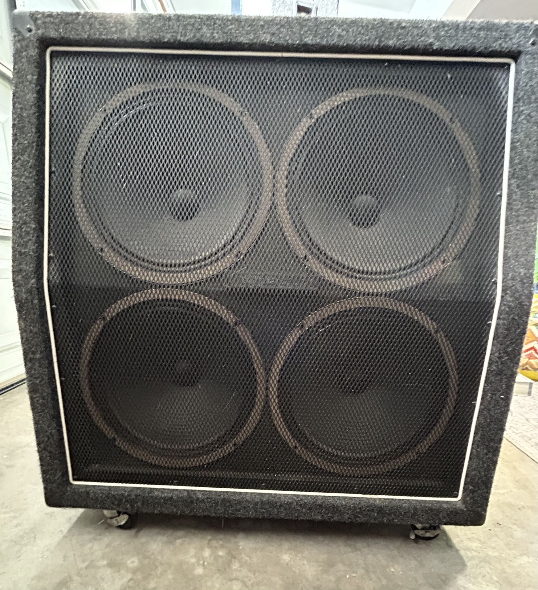 Carvin 4x4 Slanted Speaker Cabinet 