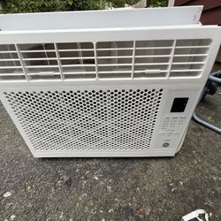 Air Conditioner GE 5000 BTU 