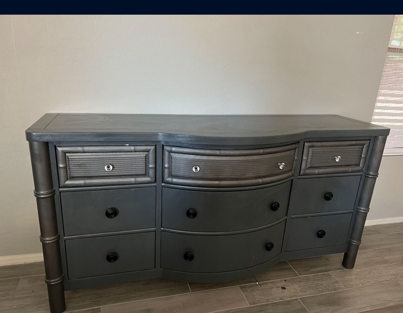 Dresser And Nightstands