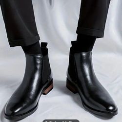 Black Chesla Boots Size 10