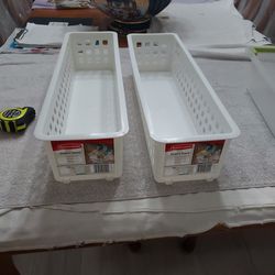 2 Rubbermaid Storage Containers Located In Palm Beach Gardens 