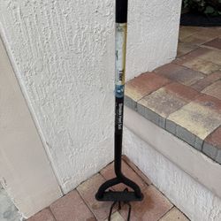 Fiskers 40” Long Handle Steel Tiller