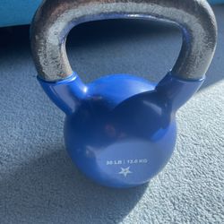 30 Lb Kettle Bell 