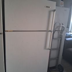 White Westinghouse Refrigerator 