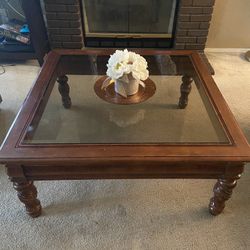 1 Coffee Table and 2 End Tables.