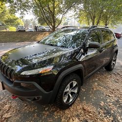2016 Jeep Cherokee. Great Condition