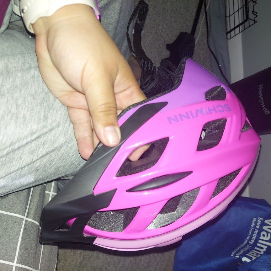 Schwinn Girls Bike Helmet