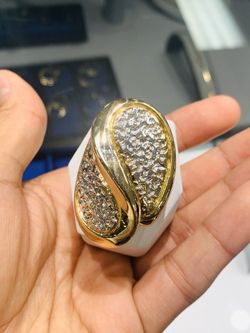 Gold ring