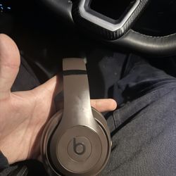 Beats Studio Pro 